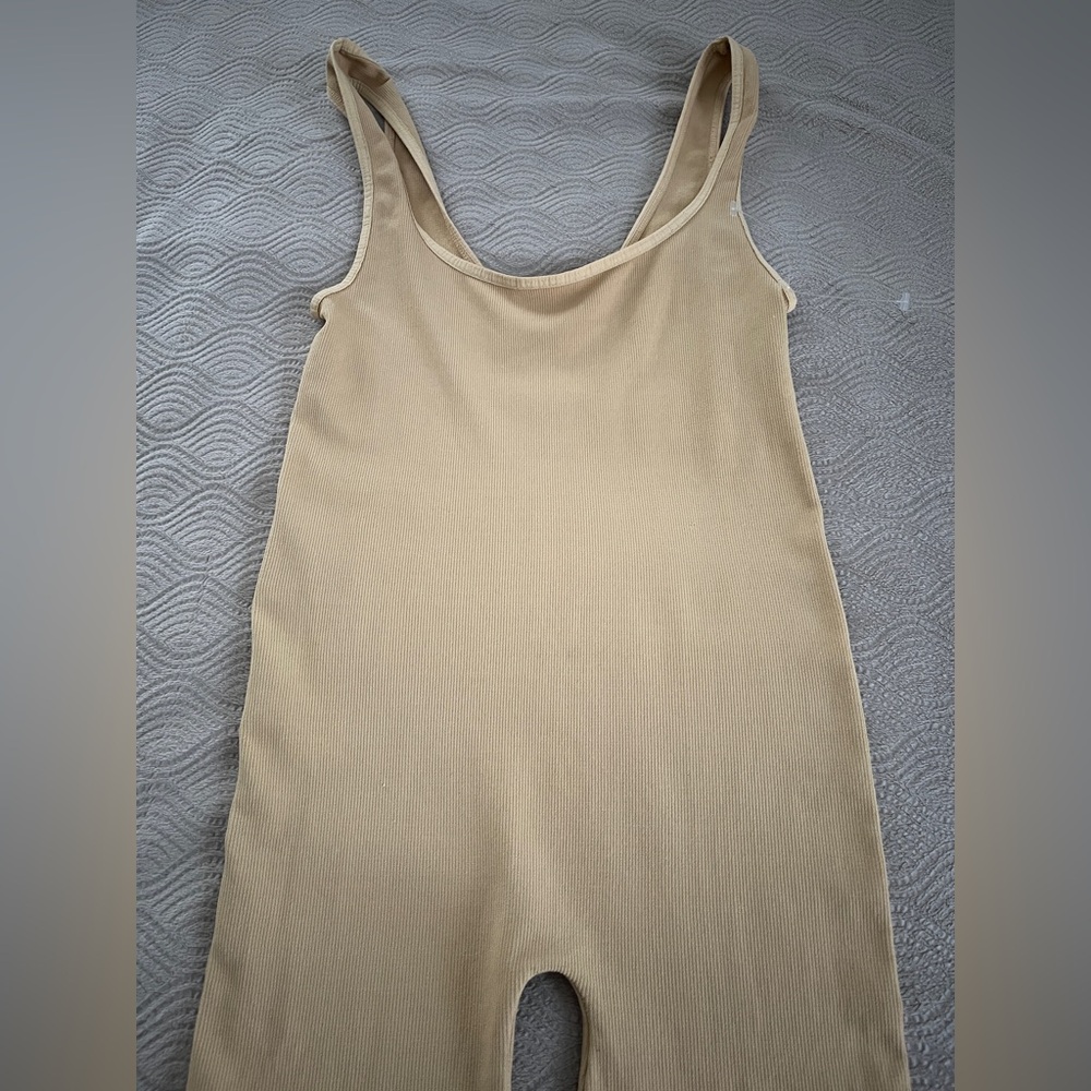 🆕 Free People One to Watch romper in light mustard size XS/small - Picture 9 of 11